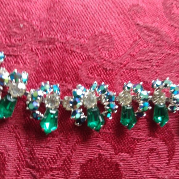 Vintage Rhinestone and Crystal Necklace and Earring Sets (2) - Picture 11 of 12